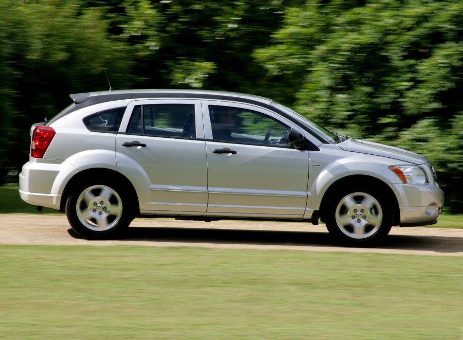  Dodge Caliber 2006 года  (UK) (фото 12 из 31)